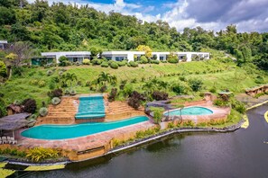 Piscine extérieure