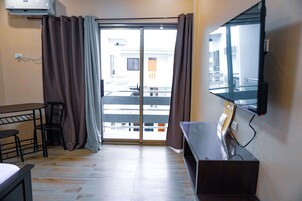 高级双人房 | 客房服务设施