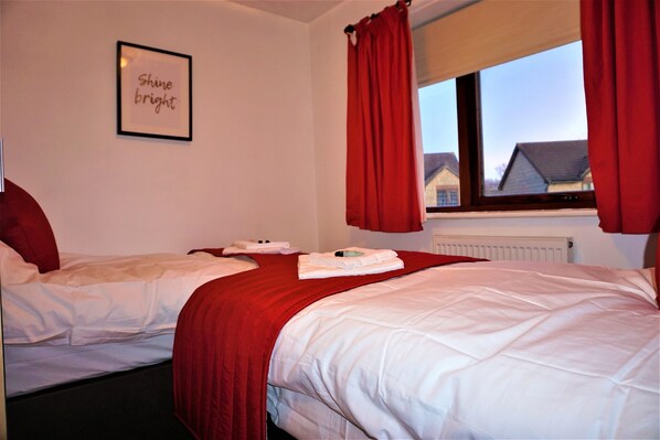 Business Apartment | 1 bedroom, laptop workspace, blackout drapes, soundproofing