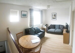 Business Apartment | Living area
