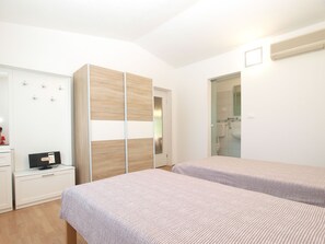1 habitación y acceso a internet 