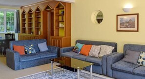 غرفة المعيشة