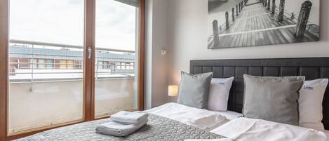 2 chambres, fer et planche à repasser, Wi-Fi gratuit, draps fournis