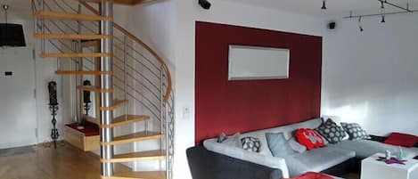 Standard-Apartment, 3 Schlafzimmer | Wohnbereich