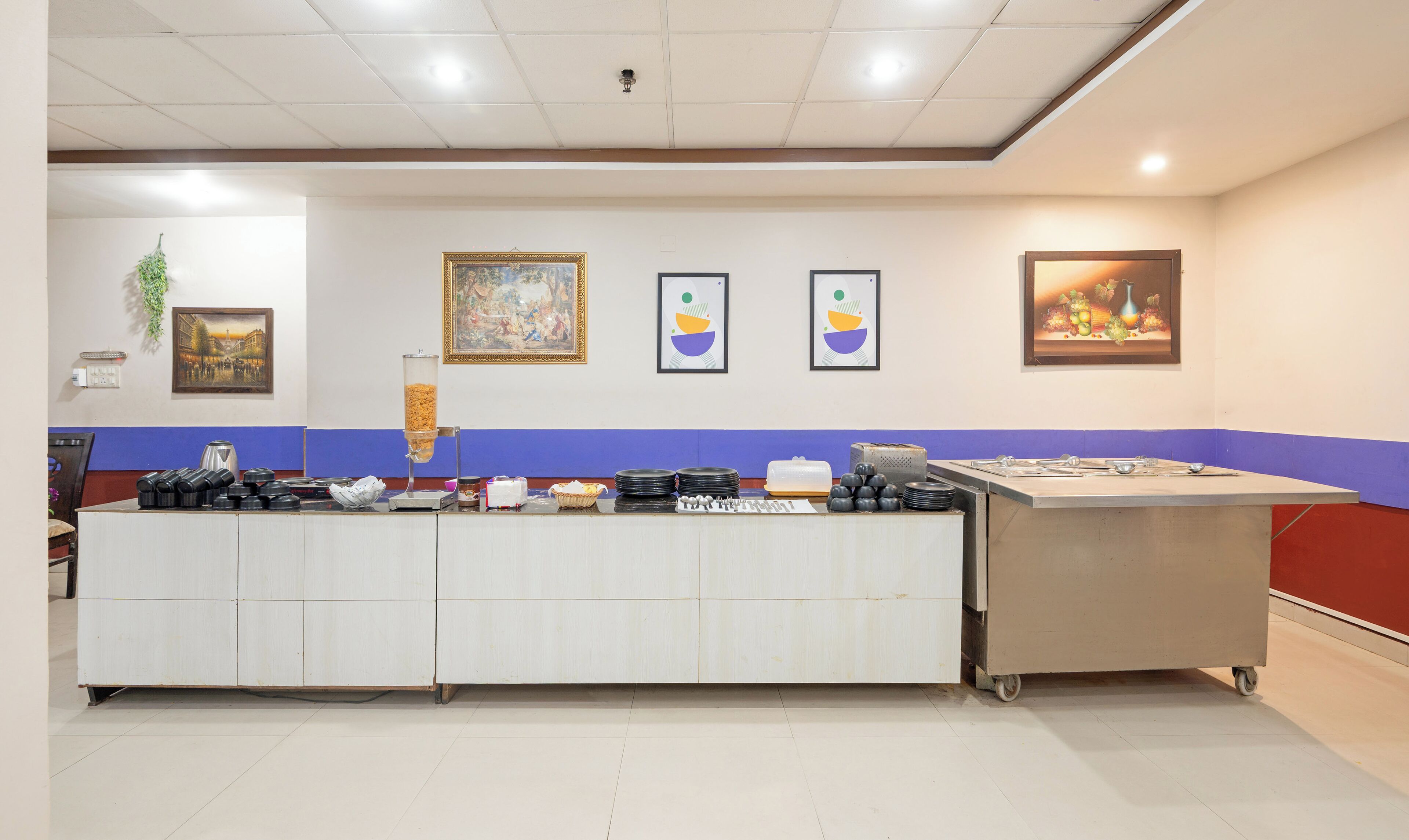 Photo - Treebo Paras International