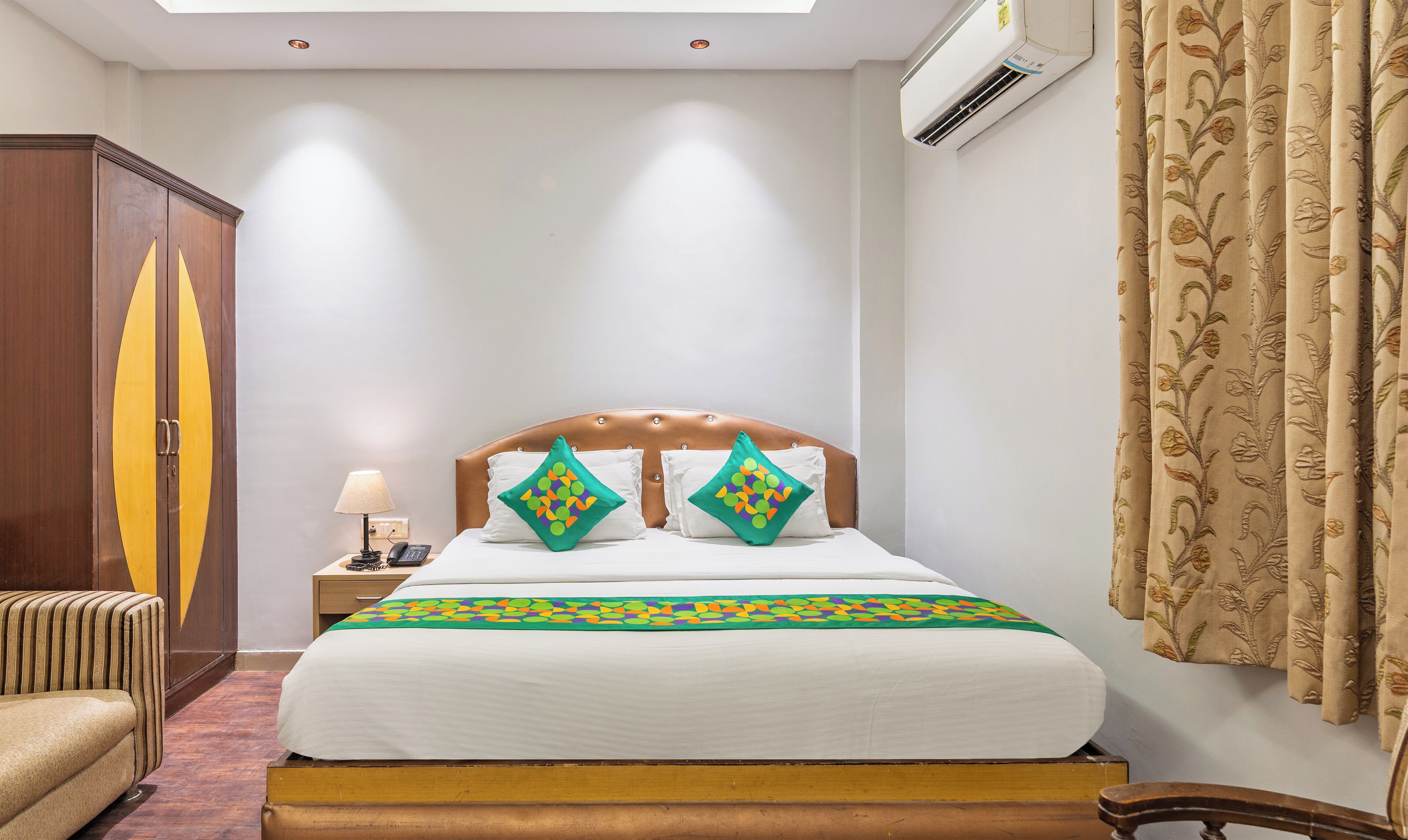 Photo - Treebo Paras International