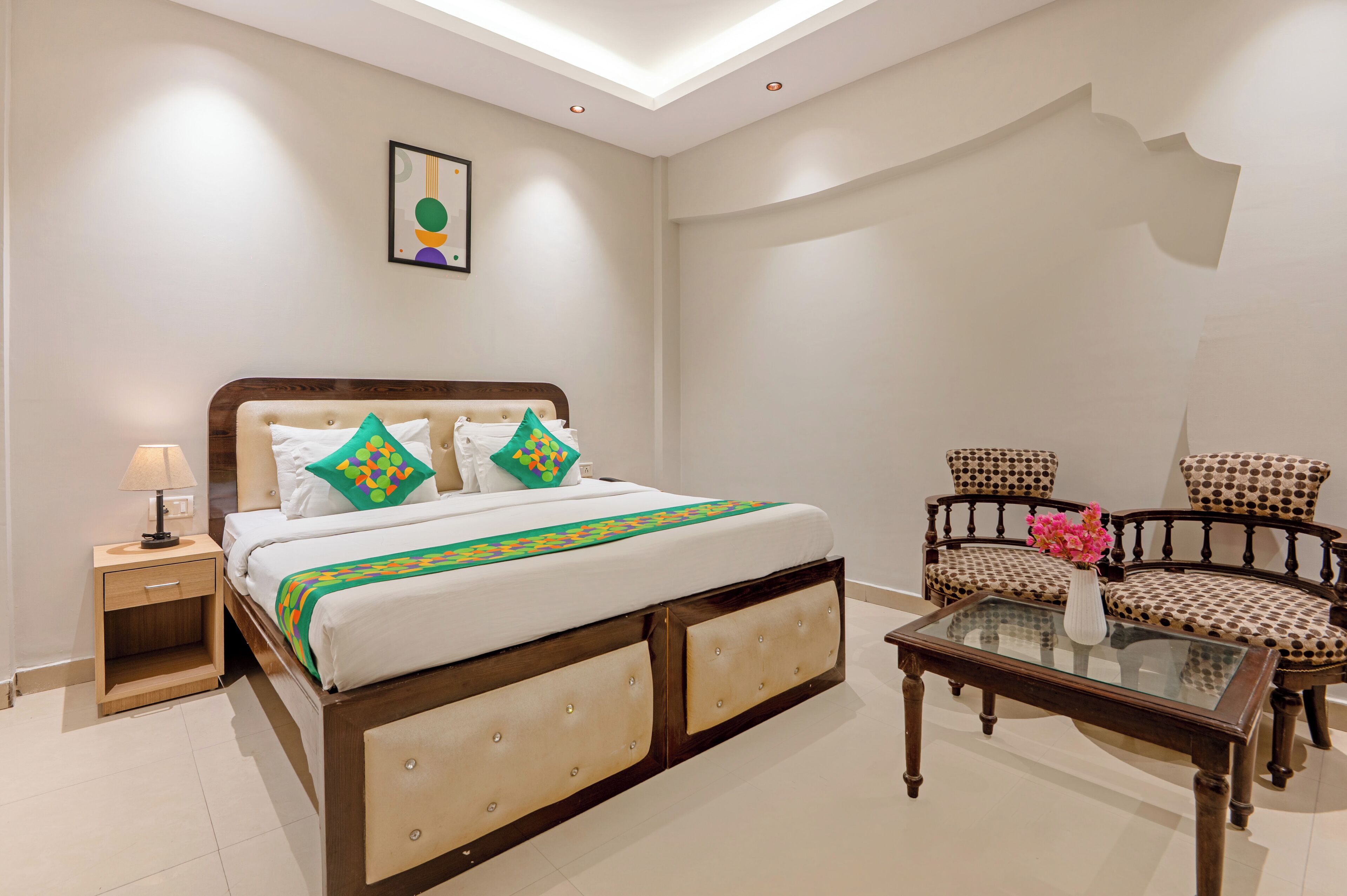 Standard Room | Desk, soundproofing, iron/ironing board, free WiFi