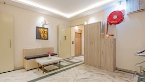 Exterior - Treebo Paras International (New Delhi)