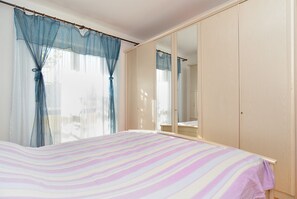 2 bedrooms, internet