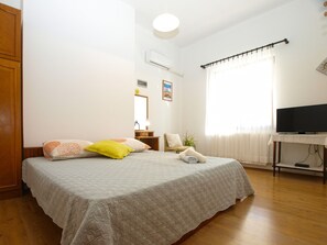 1 bedroom, Internet - Apartment 1965/25898 (Istria - Pula), 3250m from the beach (Pula)