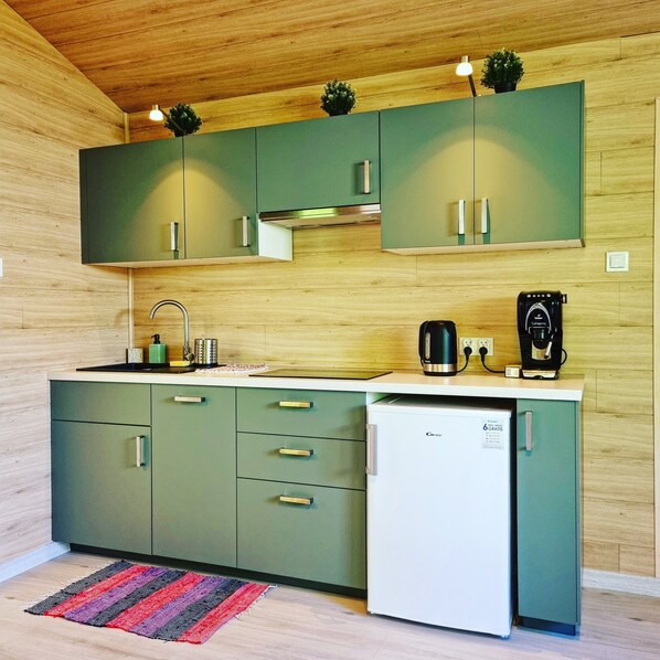 Deluxe-Ferienhaus, Haustiere gestattet, Gartenblick | Eigene Küche | Kühlschrank, Mikrowelle, Herdplatte, Kochgeschirr/Geschirr/Besteck