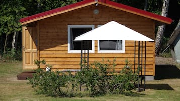 Comfort Cabin | 1 bedroom, bed sheets