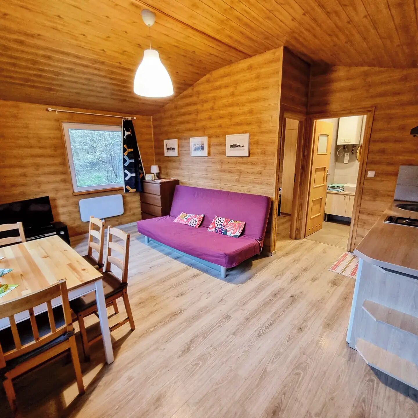 Comfort Cottage, Pets Allowed, Garden View | Living area