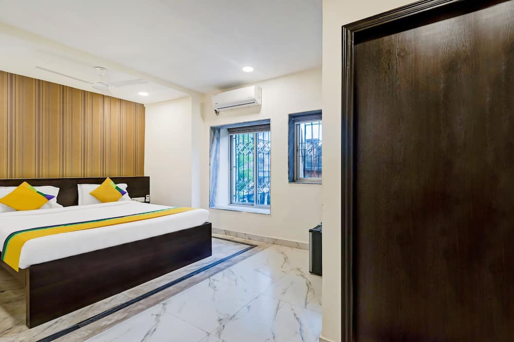 Itsy Hotels Neeranand Plaza, Bhawanipur