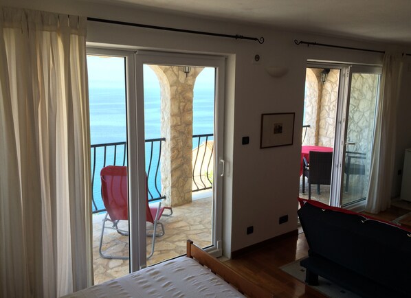 Chambre Triple, terrasse, vue mer | Vue de la chambre