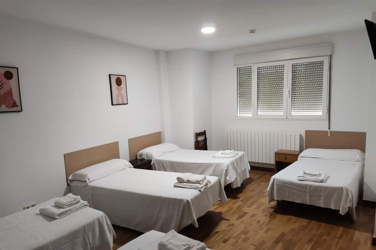 Soundproofing, free WiFi, bed sheets