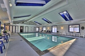 Indendørs pool