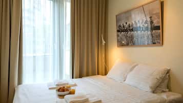 Business Apartment | 3 bedrooms, minibar, in-room safe, individually decorated