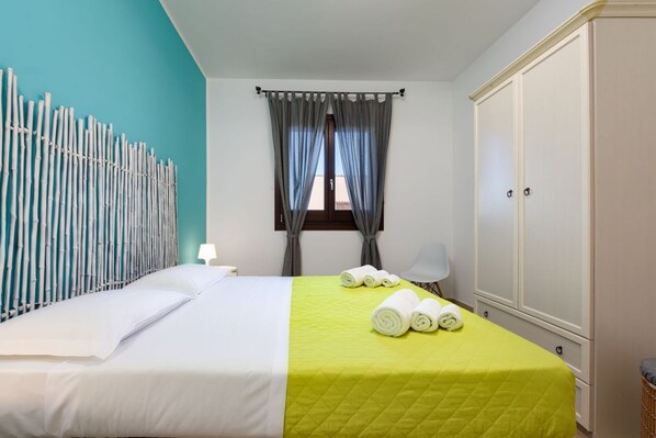 2 habitaciones y ropa de cama