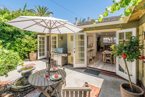 Tranquil Cottage Near the Heart of Downtown SB!