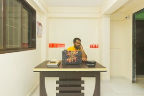 Reception - OYO 18832 Sukhakarta Weekends (Alibag)