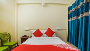 Room - OYO 48883 S.j Hotel's (Almora)