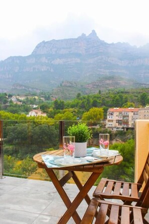Exclusive Apartment, 3 Bedrooms, Mountain View | Living area | Flat-screen TV - Barceló Esteve Apartaments (Monistrol de Montserrat)