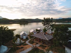 Aerial view - Sunset Nam Ngum tented resort (Vang Vieng)