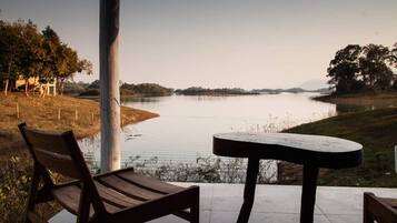 Comfort Room | Terrace/patio