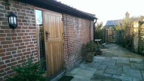 Terrace/patio - Camps Heath Barn (Lowestoft)