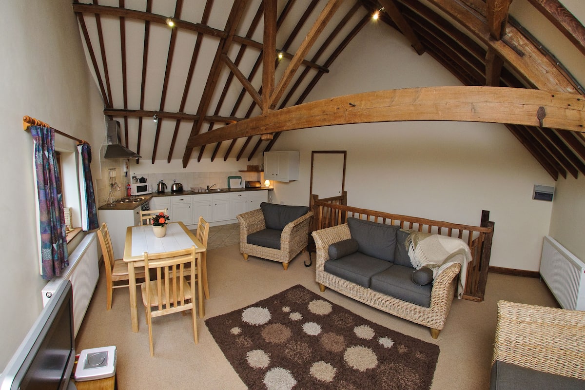 Cottage | 1 bedroom, premium bedding, individually decorated