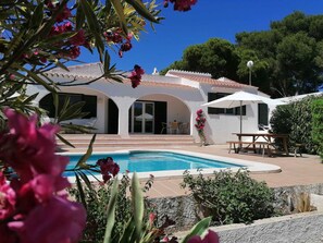 Alberca al aire libre