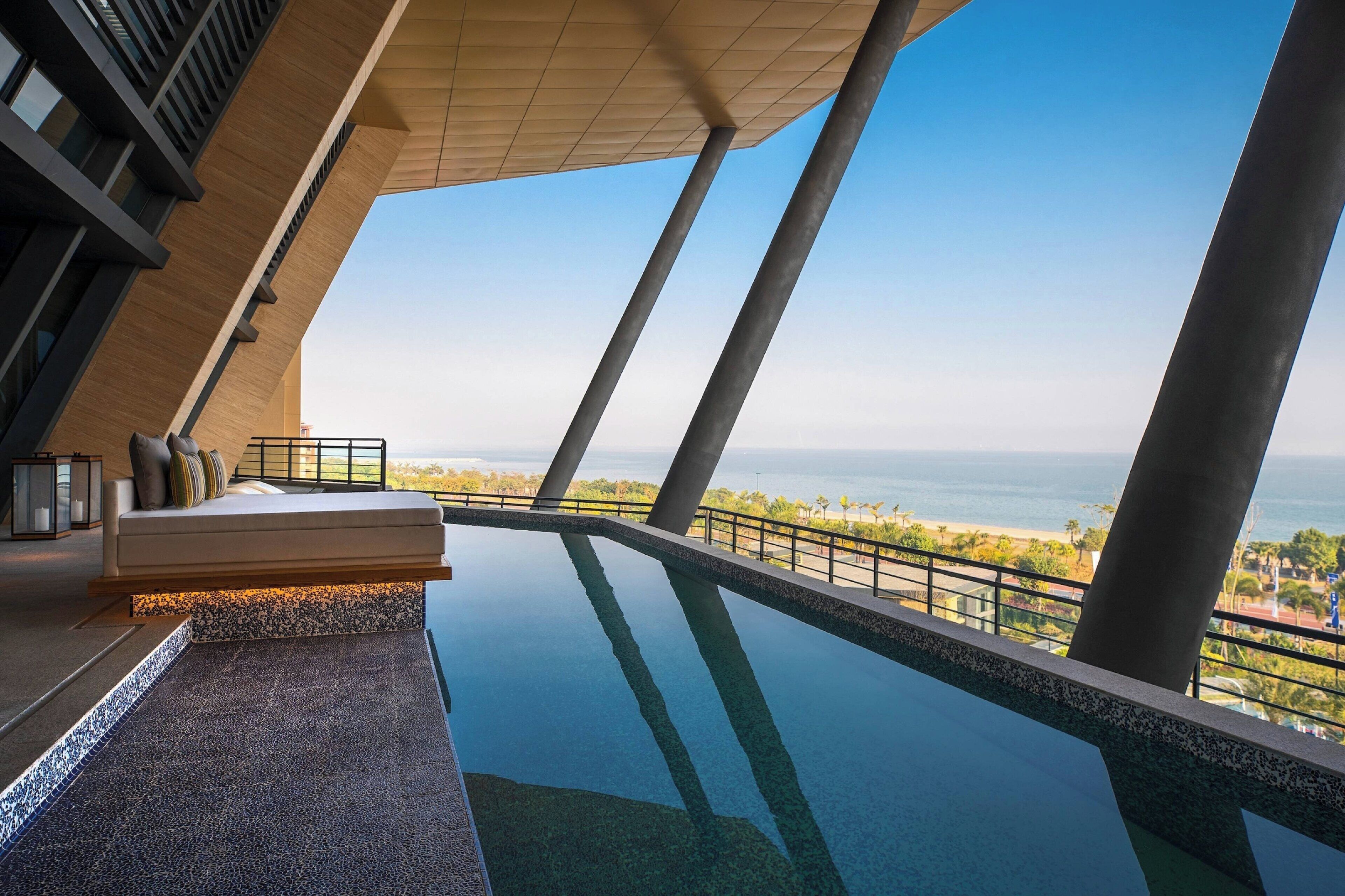 Presidential Suite, 1 Bedroom | Pool | Indoor pool, seasonal outdoor pool, pool loungers