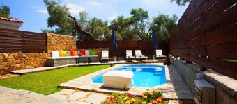 Salonikiou Beach Luksusboliger PEARL