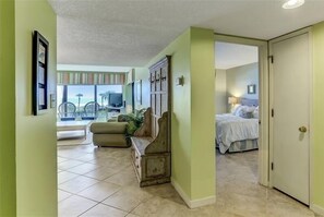 Condo, 1 Bedroom
