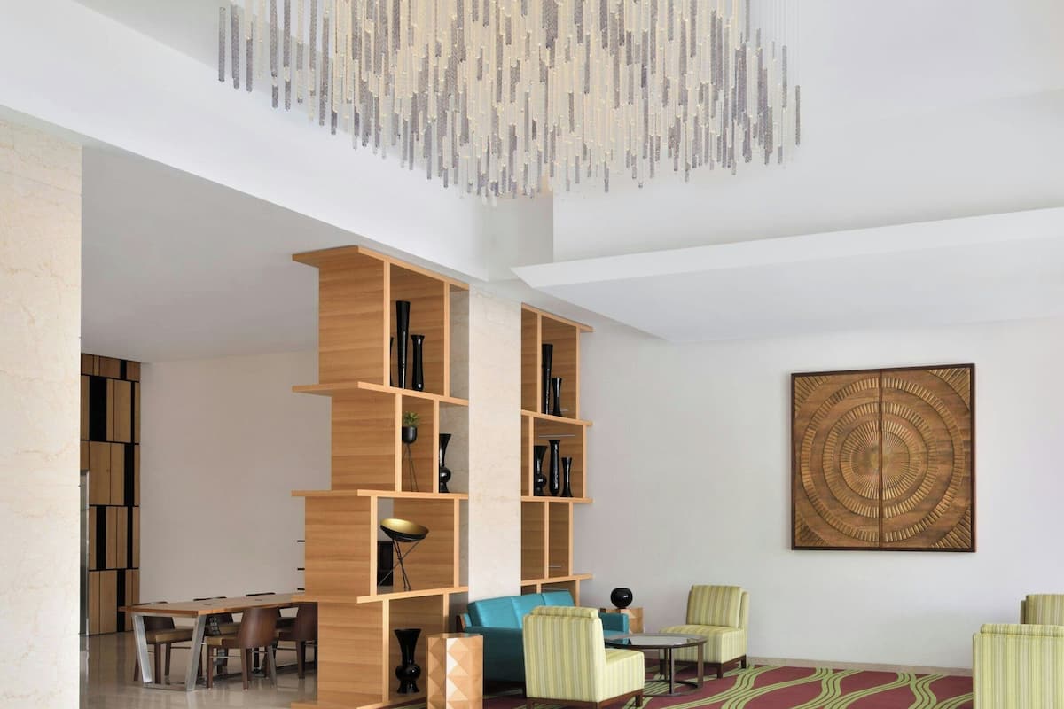 al fresco dining, open selected days