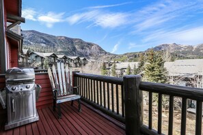 Balcony - Snowcreek V 999 Mammoth Mountain Views, Private Washer Dryer, Pet-Friendly by RedAwning (Mammoth Lakes)