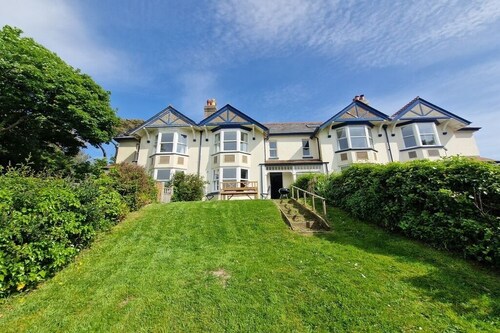 3 Avonside with stunning waterside views, near beach, in Bantham, South Devon