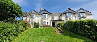 3 Avonside with stunning waterside views, near beach, in Bantham, South Devon