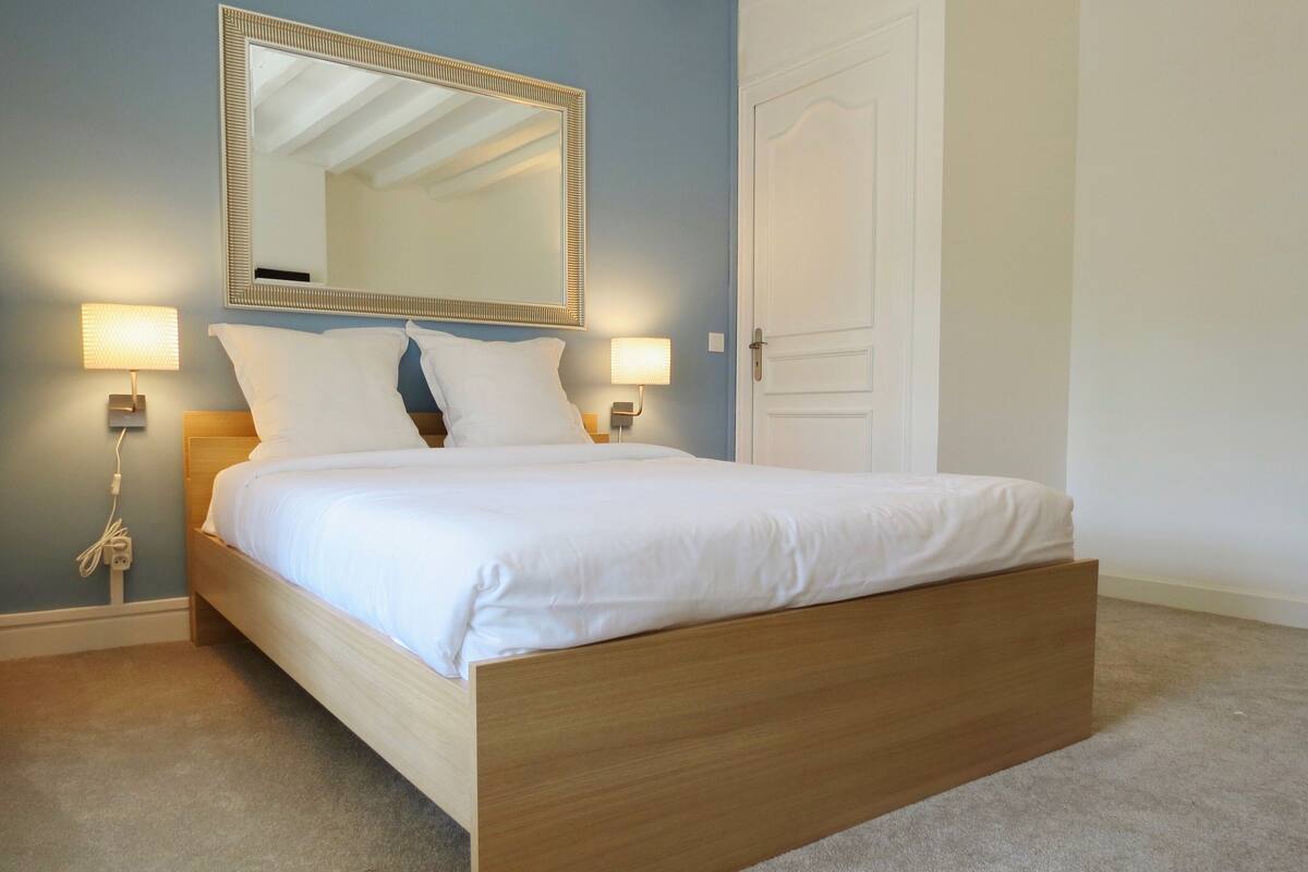 Suite (Neptune)