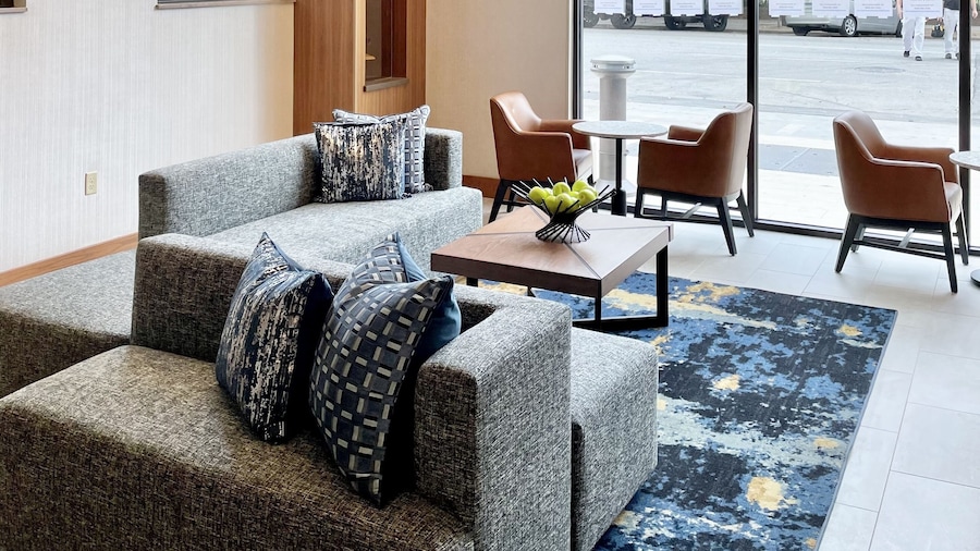 Hyatt Place Houston Downtown