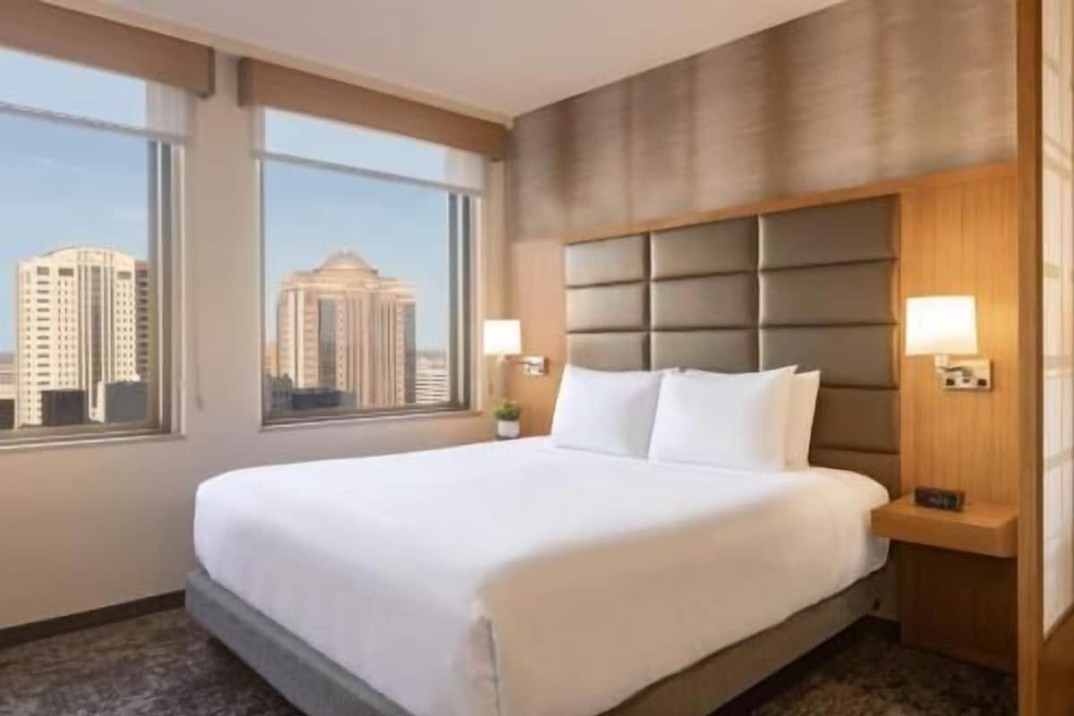 Egyptian cotton sheets, premium bedding, pillow-top beds, desk