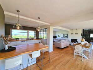 Dining - Villa Frouden, Beach, sea view, jacuzzi (Plouescat)