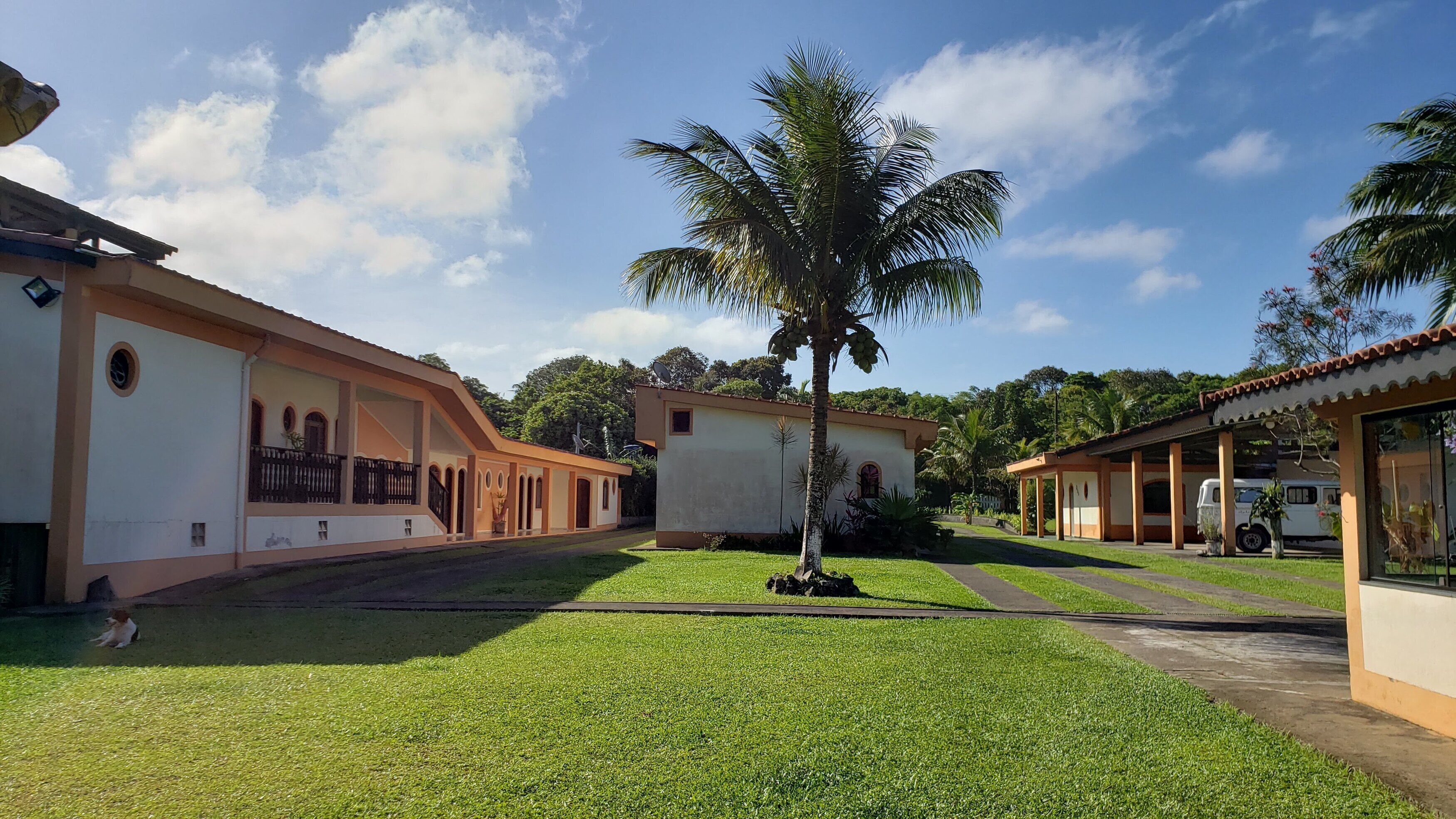 Fachada da propriedade