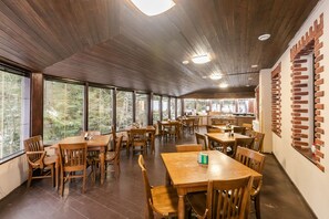 Desayuno buffet incluido todos los días