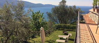 Villa Stefano lake view