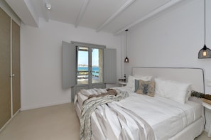 In-room safe, desk, soundproofing, iron/ironing board - Ambassador Luxury Villas (Paros)