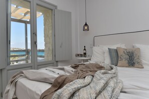Junior Villa, Sea View | In-room safe, desk, soundproofing, iron/ironing board - Ambassador Luxury Villas (Paros)