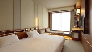 Soundproofing, free WiFi, bed sheets