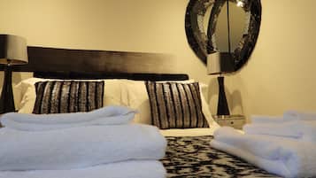 Premium bedding, individually decorated, individually furnished, desk